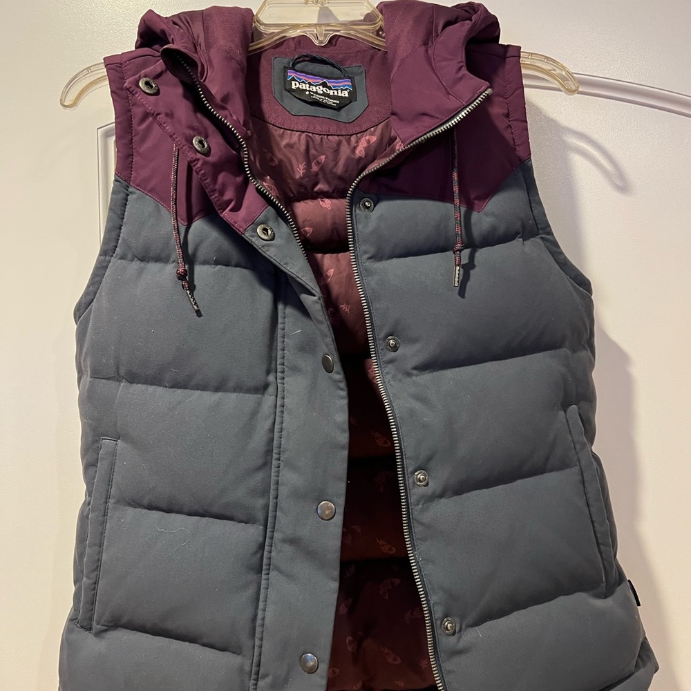 Patagonia Women’s Bivy Down Vest, Small, Grey & Purple